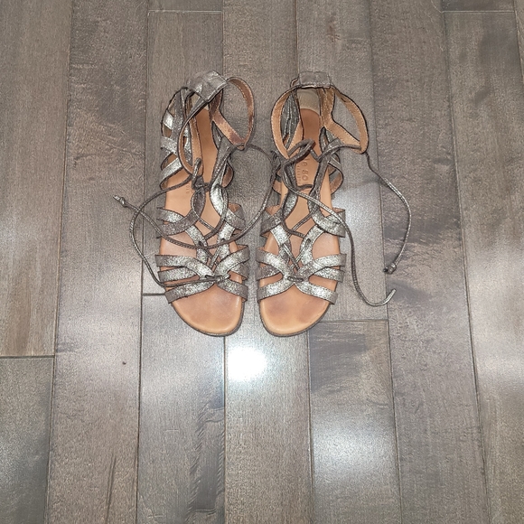 Gentle Soul Break My Heart Gladiator Sandals - Picture 6 of 7